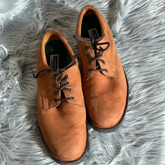 Florsheim Men's Brown Leather Oxfords - Picture 1 of 7